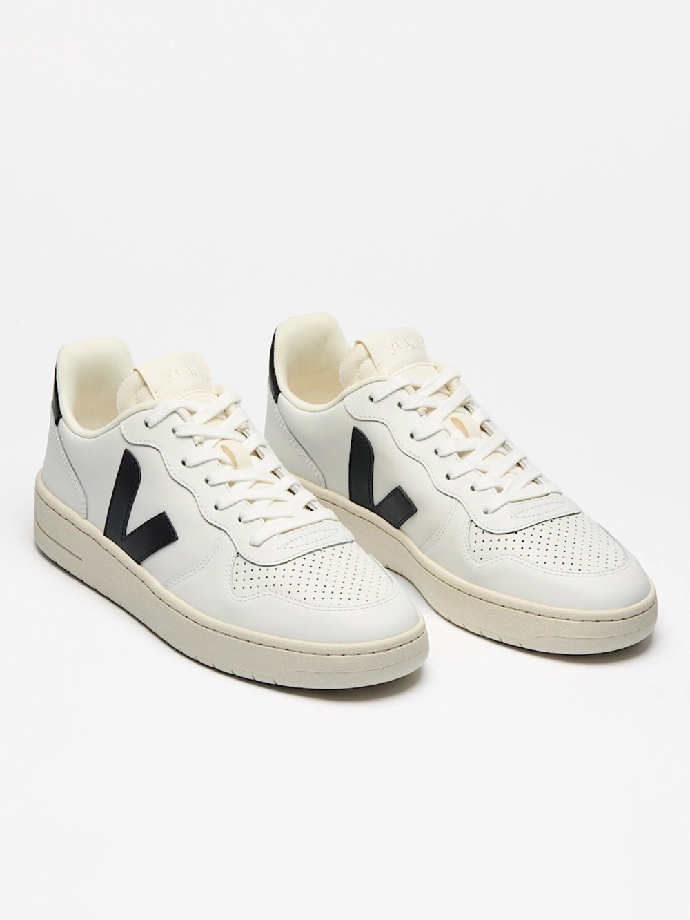 VEJA V-10 Leather White Black Sneakers Women’s EU 37 US 6